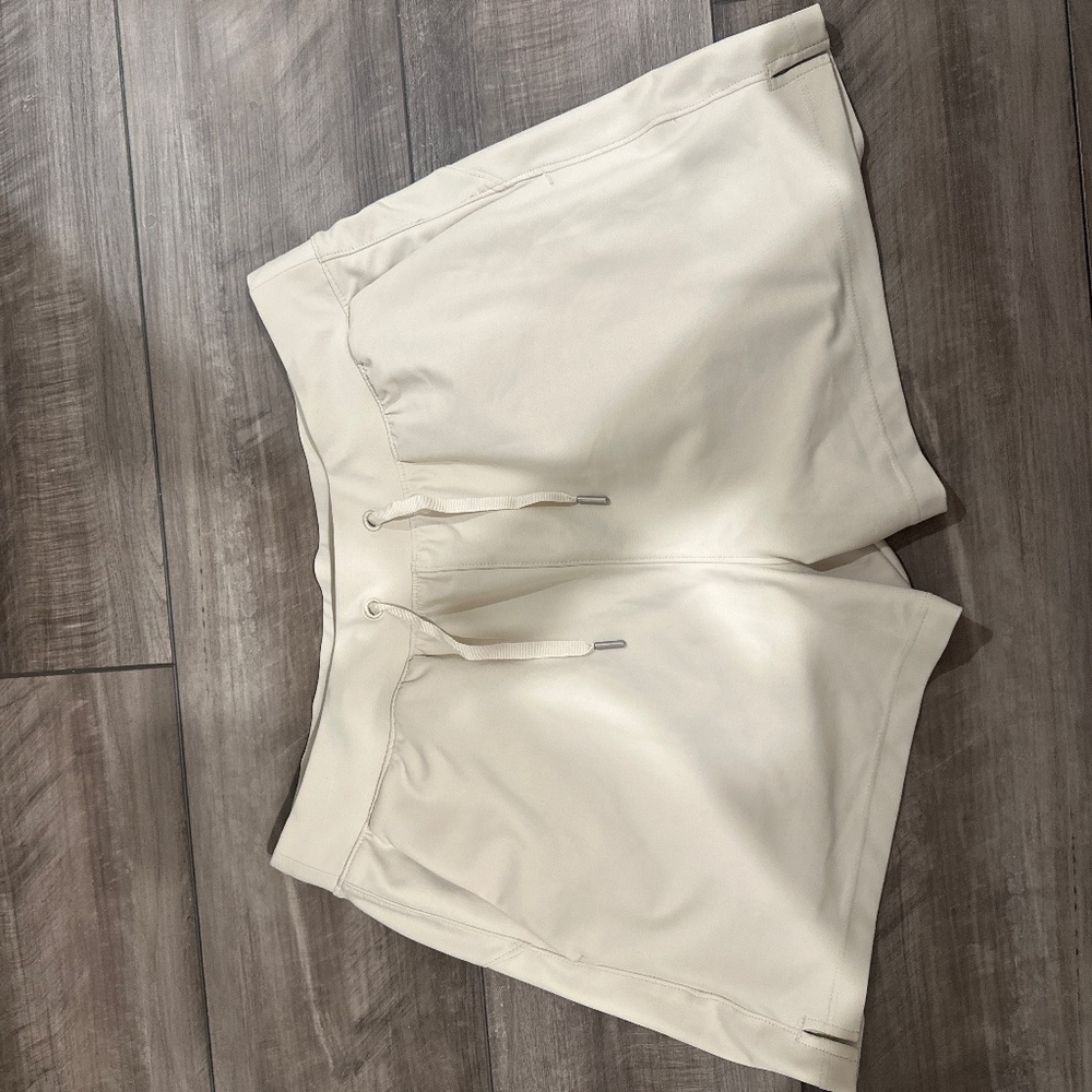 Old Navy Active wear shorts